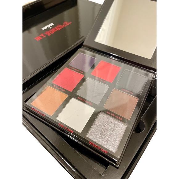 🥀 HIPDOT MCR My Chemical Romance Three Cheers for Sweet Revenge Collectors Set - Picture 6 of 6